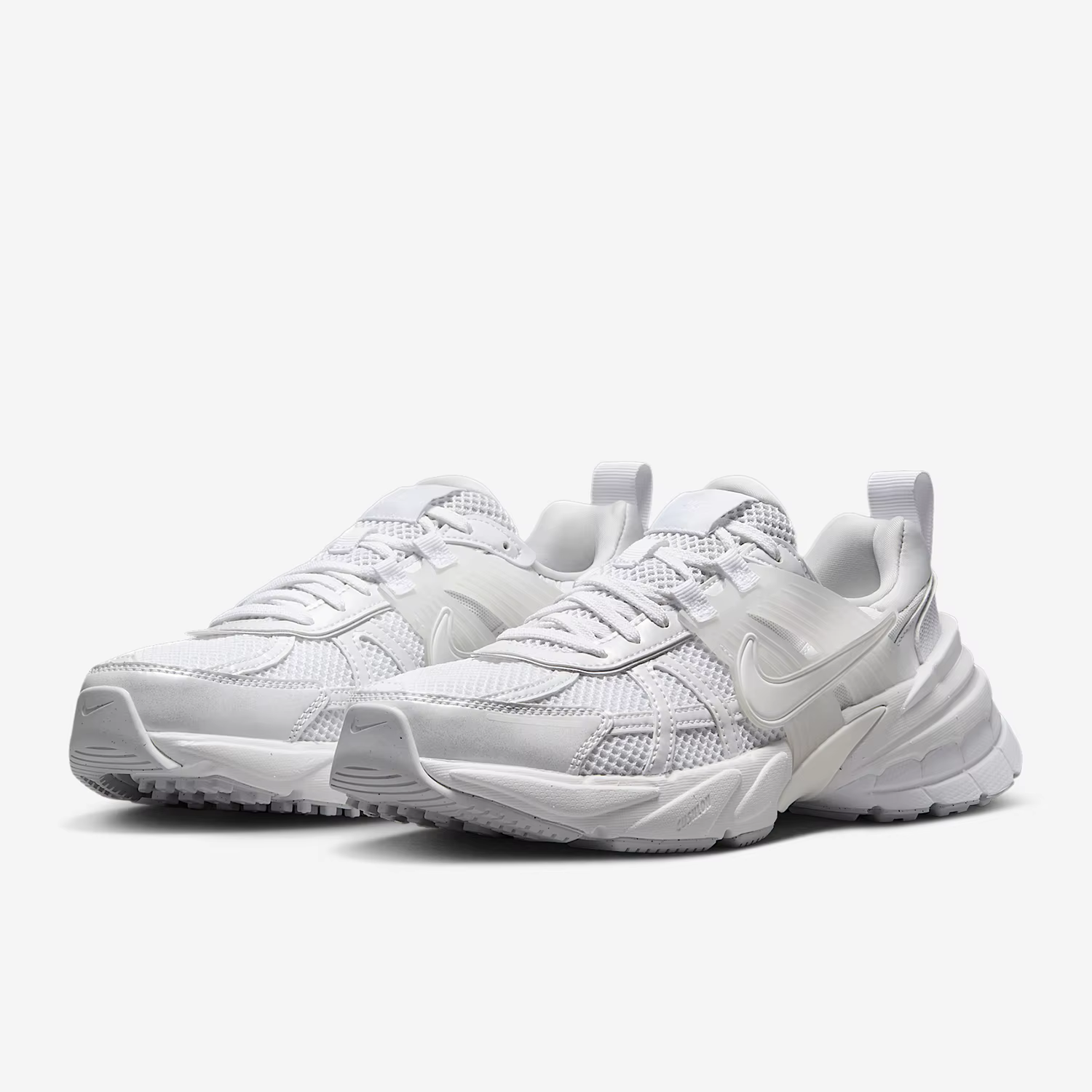 Nike V2K Run Chaussures de course rétro en maille durable pour femmes FD0736-113