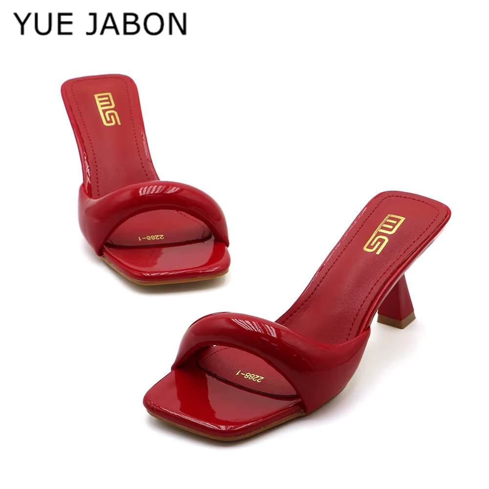Pantoufles à talons hauts noirs et rouges pour femmes, sandales à bout ouvert, escarpins à bout carré, sandales d'été simples de styliste