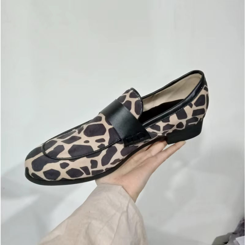 Chaussures à talons plats