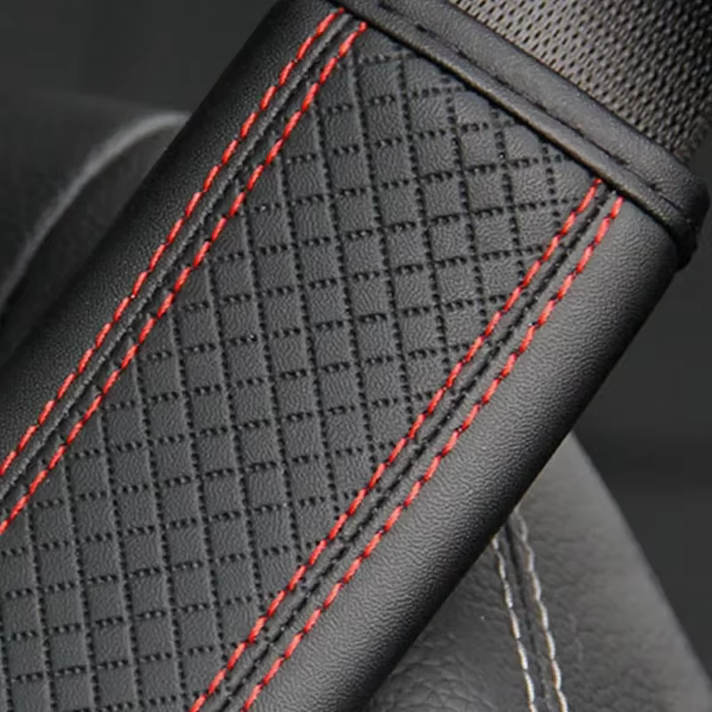 Accessoires de voiture ceinture de sécurité en cuir PU ceinture de sécurité housse d'épaule Protection respirante ceinture de sécurité rembourrage coussin accès intérieur automatique