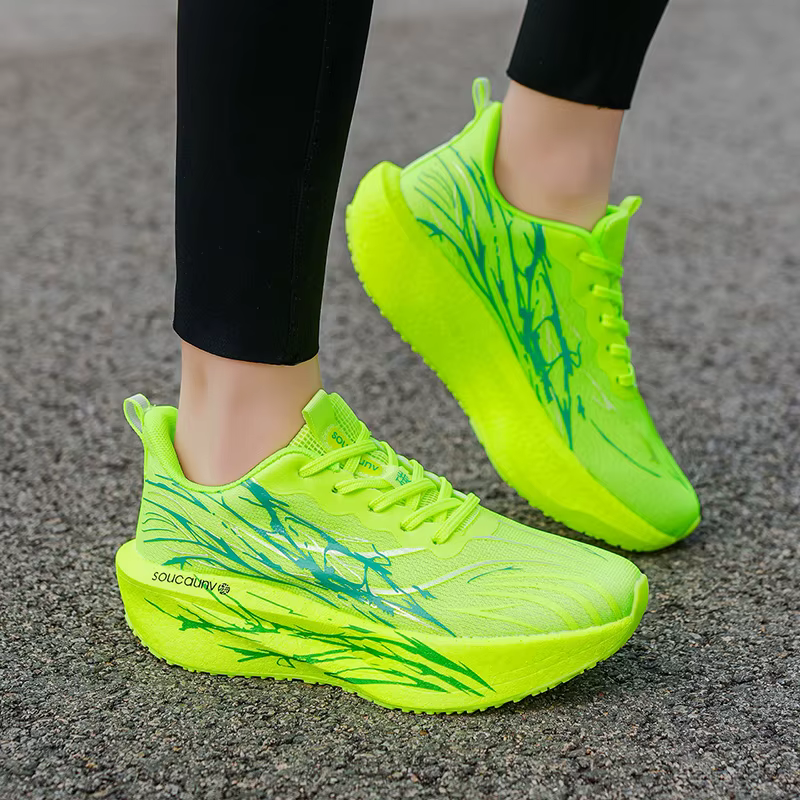Chaussures de course légères et respirantes pour hommes et femmes