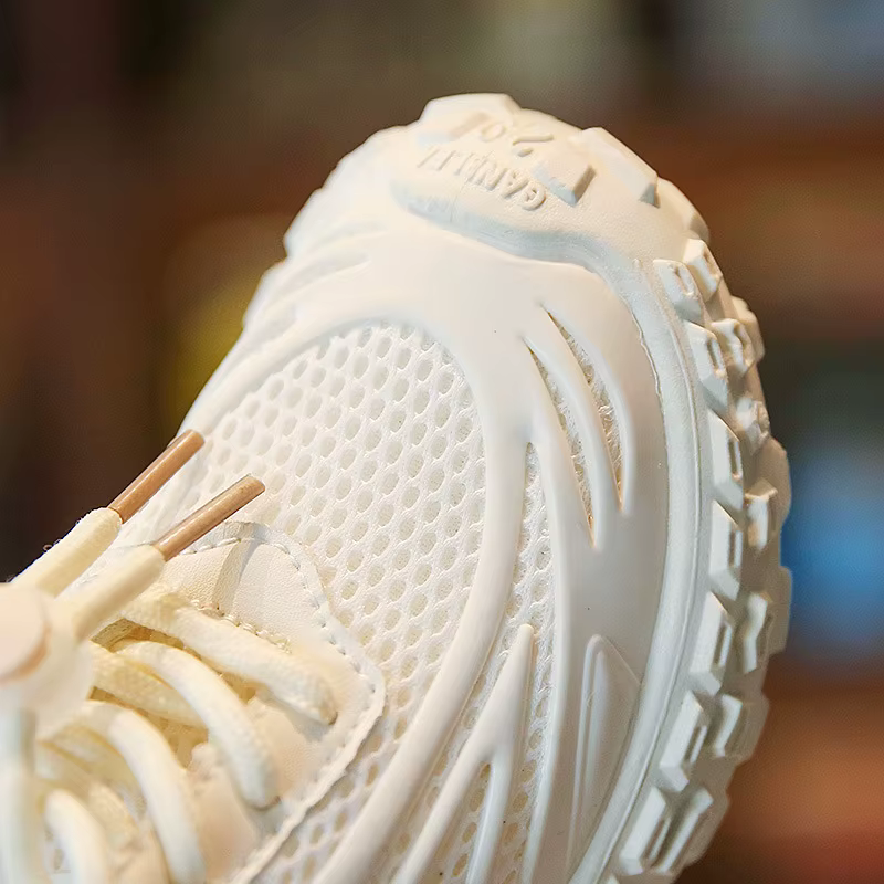 Chaussures de sport respirantes et réfléchissantes pour enfants