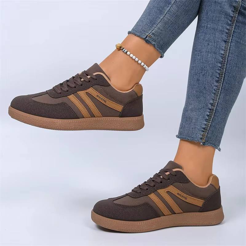 Baskets rétro marron pour femmes
