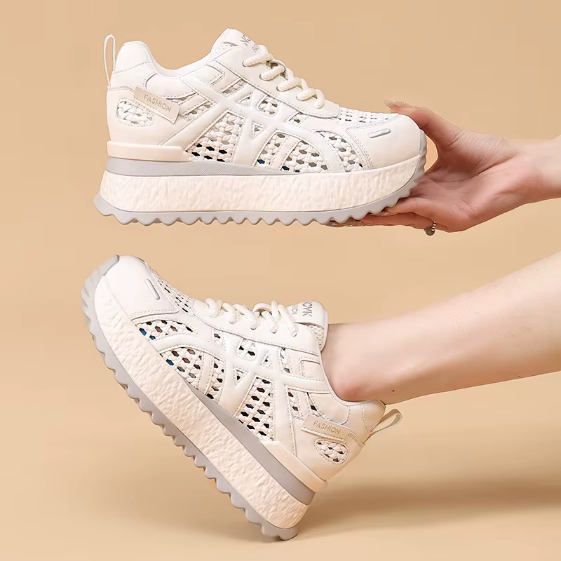 Baskets compensées en maille color block beige et bleu pour femme