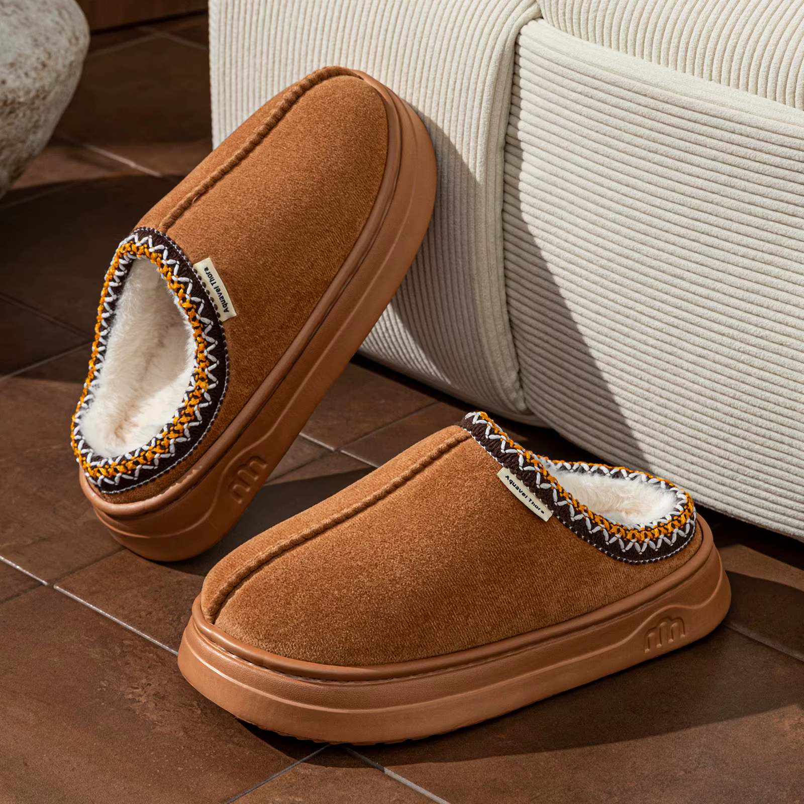 Pantoufles d'hiver pour femmes et hommes