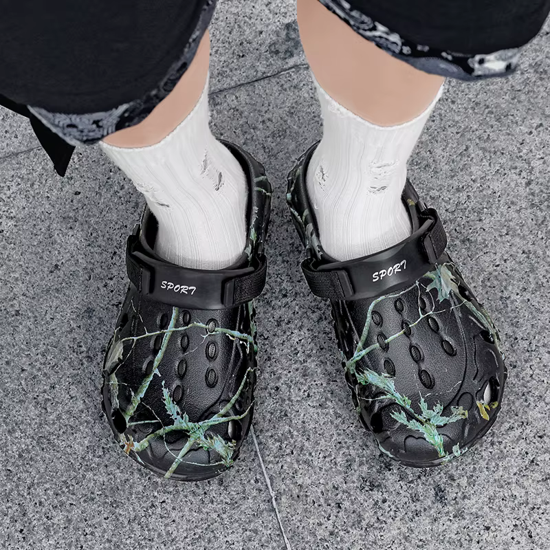 Chaussures Croc pour hommes, nouveau style d'été, antidérapantes, résistantes à l'usure, chaussures de plage, sandales, pantoufles pour hommes