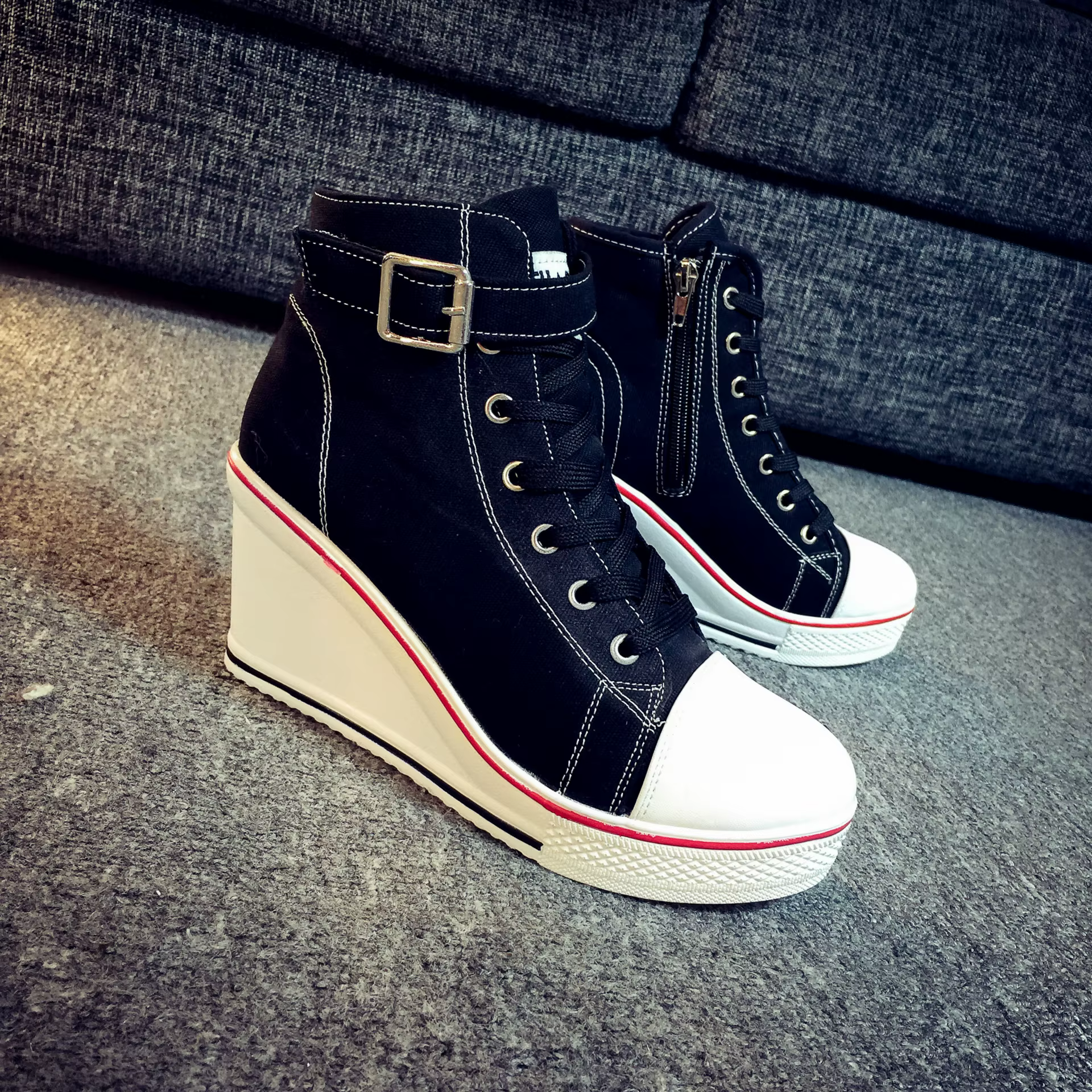 Chaussures en toile montantes pour femmes