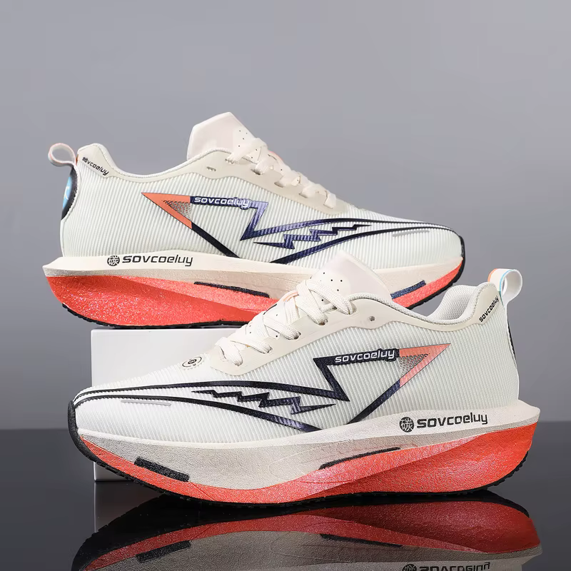Chaussures de course avec plaque en carbone
