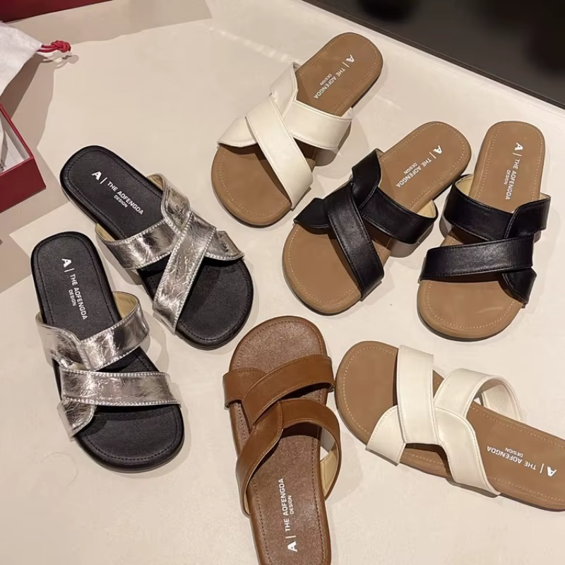 Chaussures plates pour femmes pieds nus à l'extérieur Besch femme Pu pantoufles à ceinture croisée