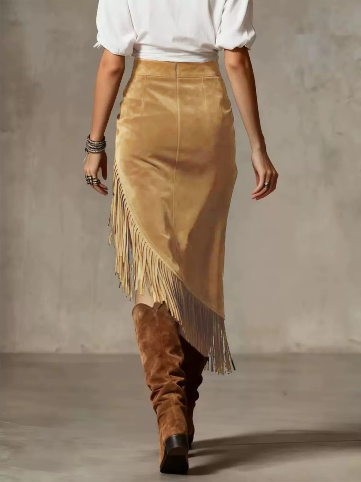 Jupe en daim de style western rétro, design irrégulier, jupe unie