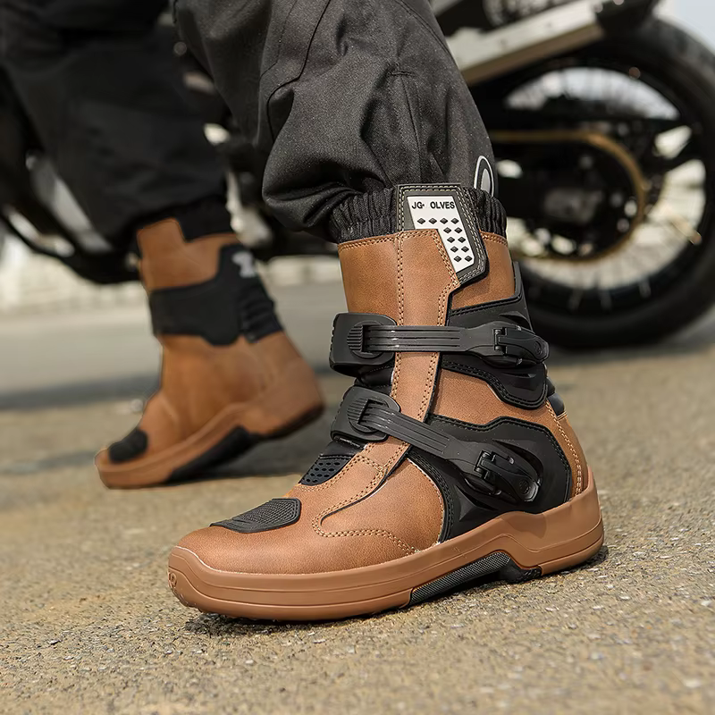 Bottes de moto en cuir imperméables pour hommes