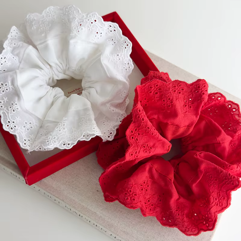 Grand accessoire pour cheveux avec nœud en dentelle rouge et blanc pour petite amie – Parfait pour les cadeaux et les styles élégants.