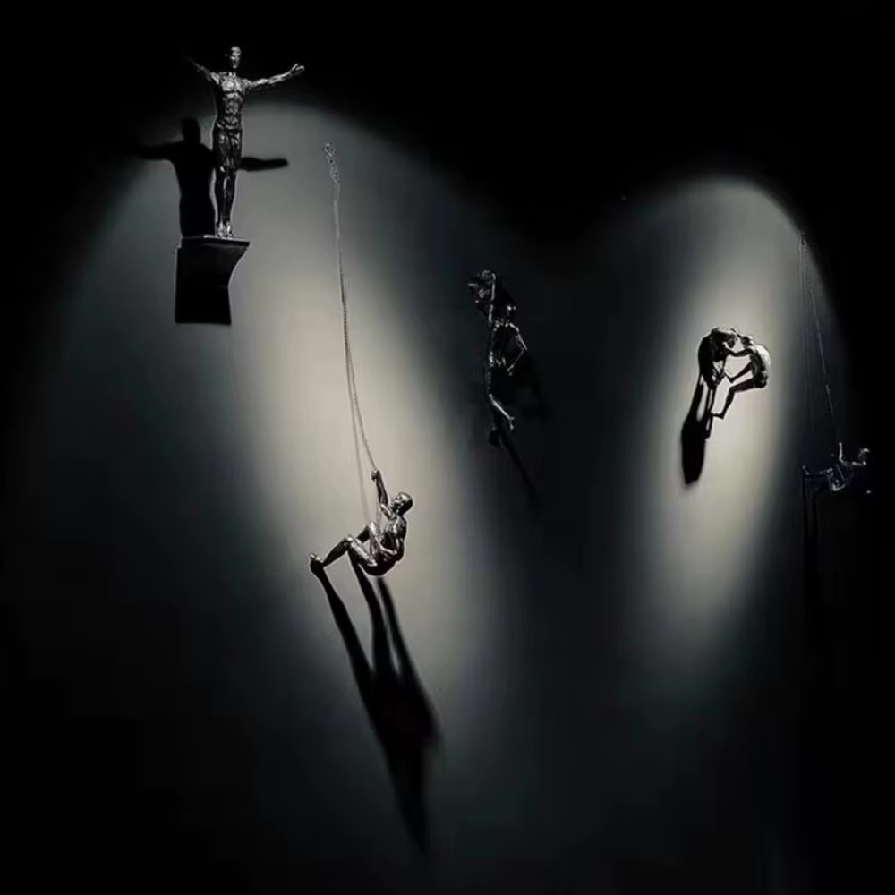 Sculptures murales homme grimpeur style européen, statue rétro unique grimpeur de roche, pendentif abstrait pour salon