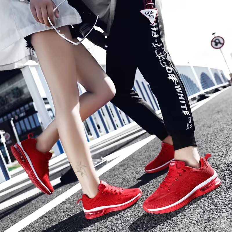 Baskets de course à Air rouge pour hommes femmes respirant Ultra léger grande taille 47 chaussures de sport