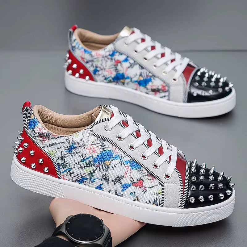 Nouvelle personnalité de rue chaussures de skate hommes tendance baskets rivets coniques décontracté clouté formateurs