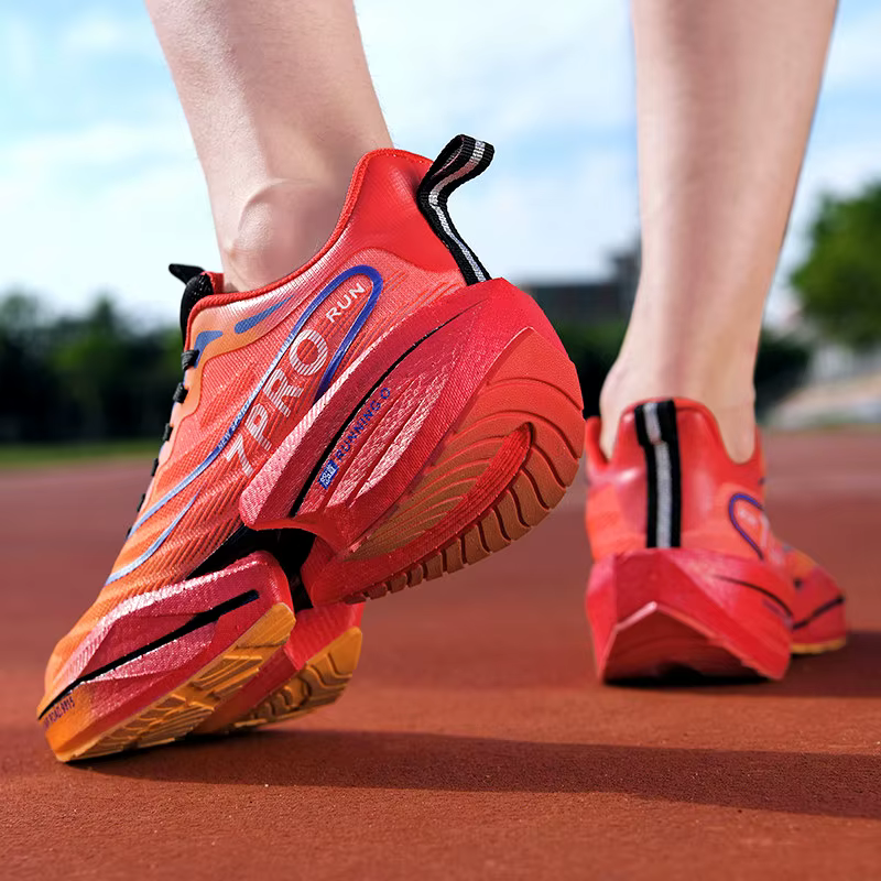 Chaussures de course Marathon avec plaque en carbone