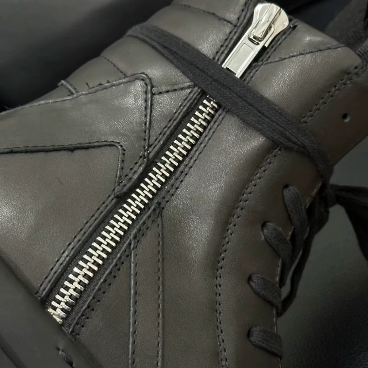 R-o Designer hommes chaussure femmes Sneaker chaussures hautes bottes en cuir noir luxe espadrilles décontractées fermeture éclair 6 cm semelle épaisse bottine