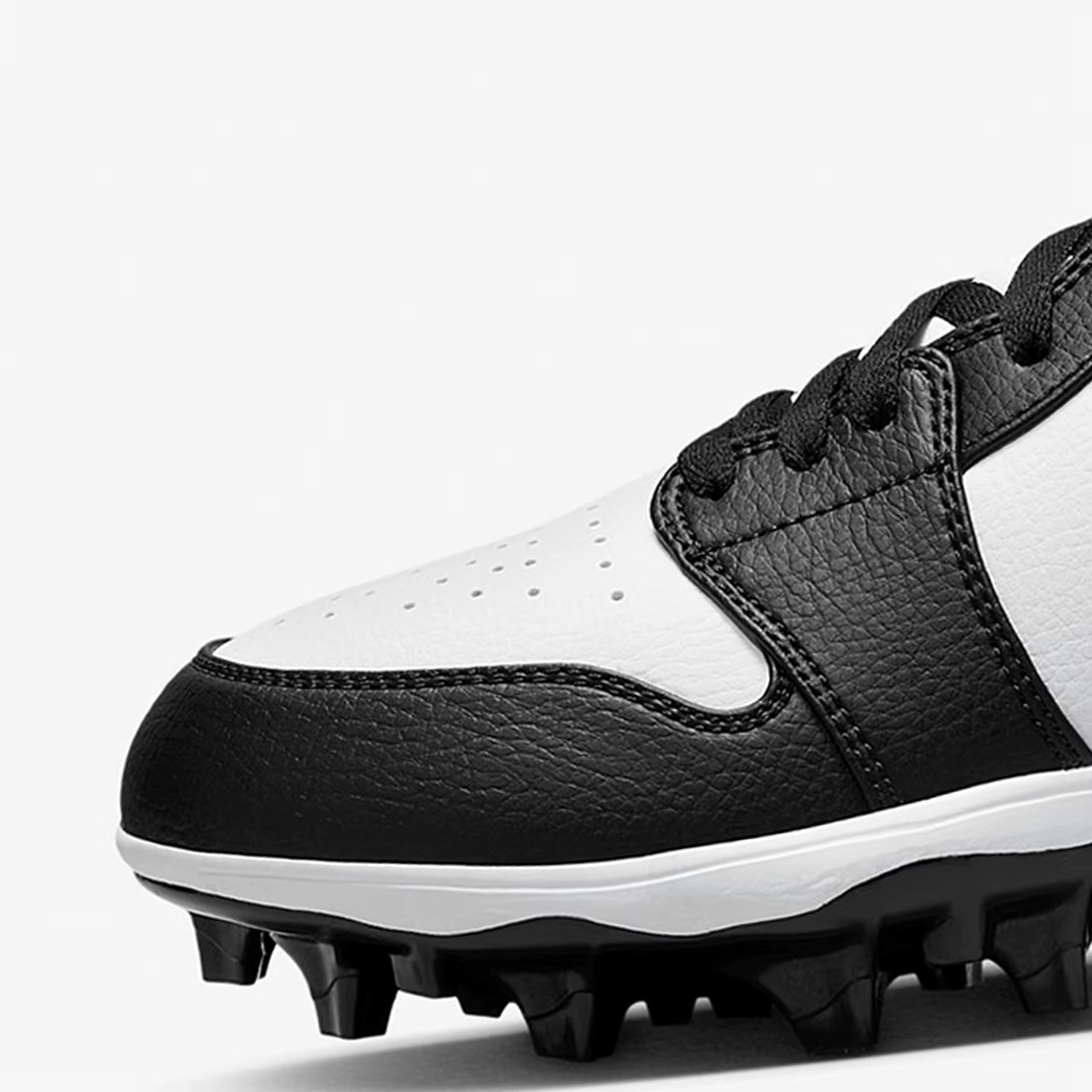 Chaussures de football d'entraînement Nike Authentic Jordan pour hommes FJ6805-100