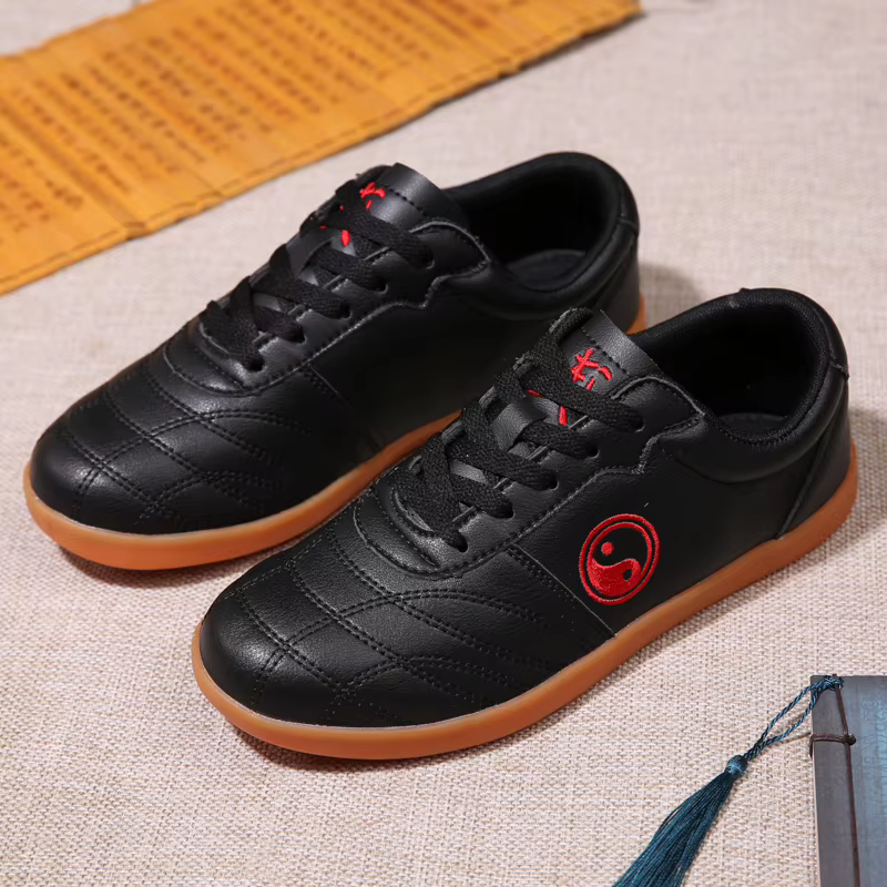 Nouvelles chaussures d'arts martiaux unisexes légères