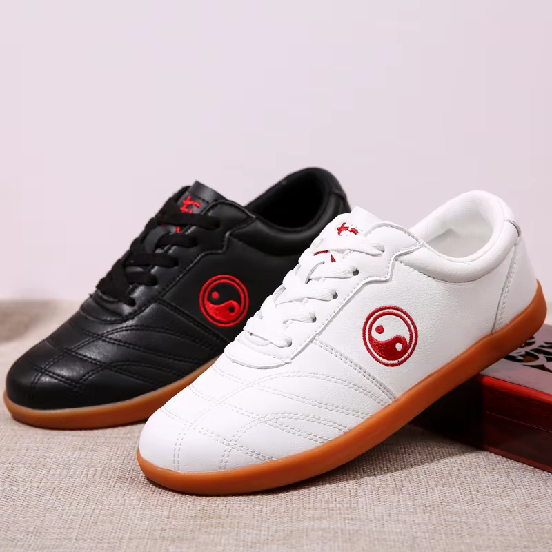 Nouvelles chaussures d'arts martiaux unisexes légères