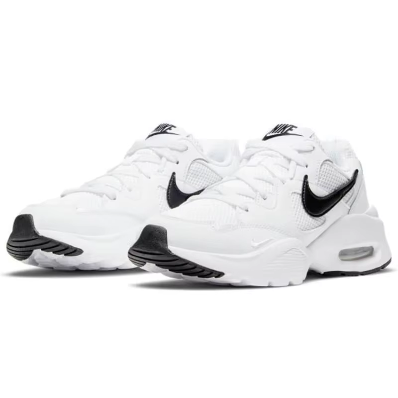 Chaussures de course basses Nike Air Max Fusion blanches pour femmes