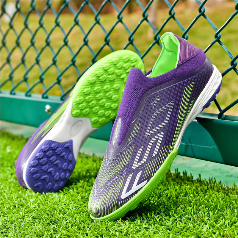 Nouvelles chaussures de football pour hommes