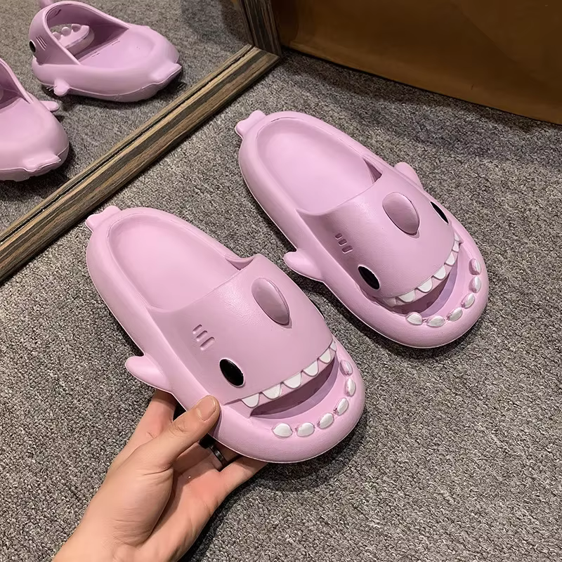 Pantoufles Requin pour Femme et Homme