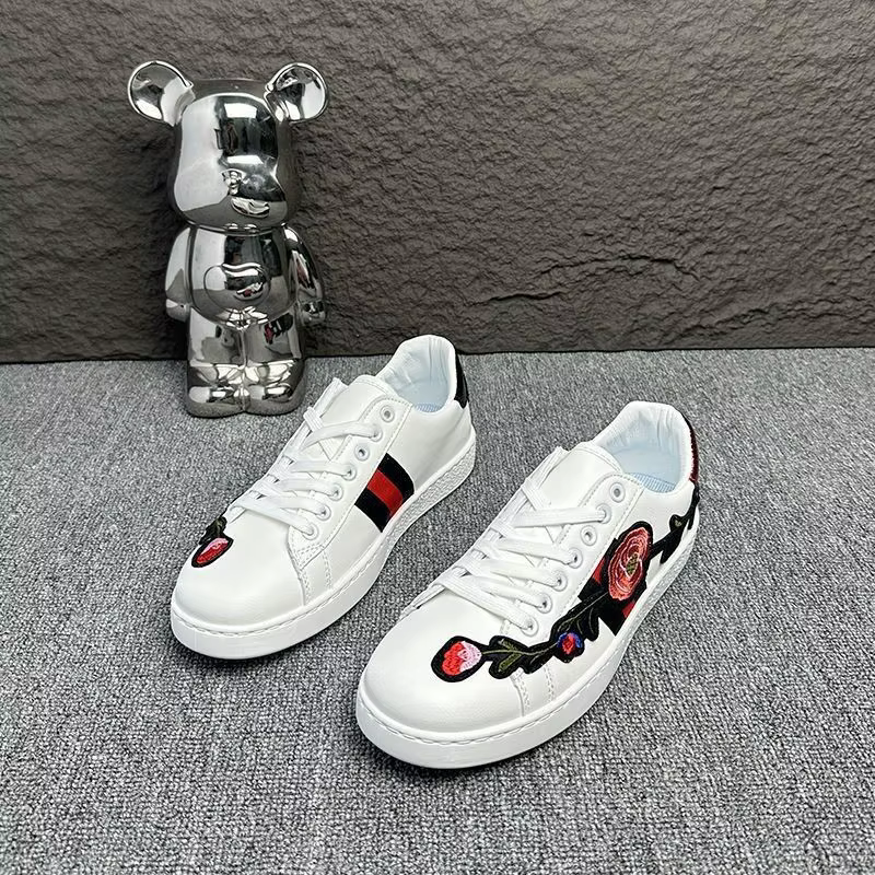 Nouvelles chaussures de sport décontractées pour hommes à lacets