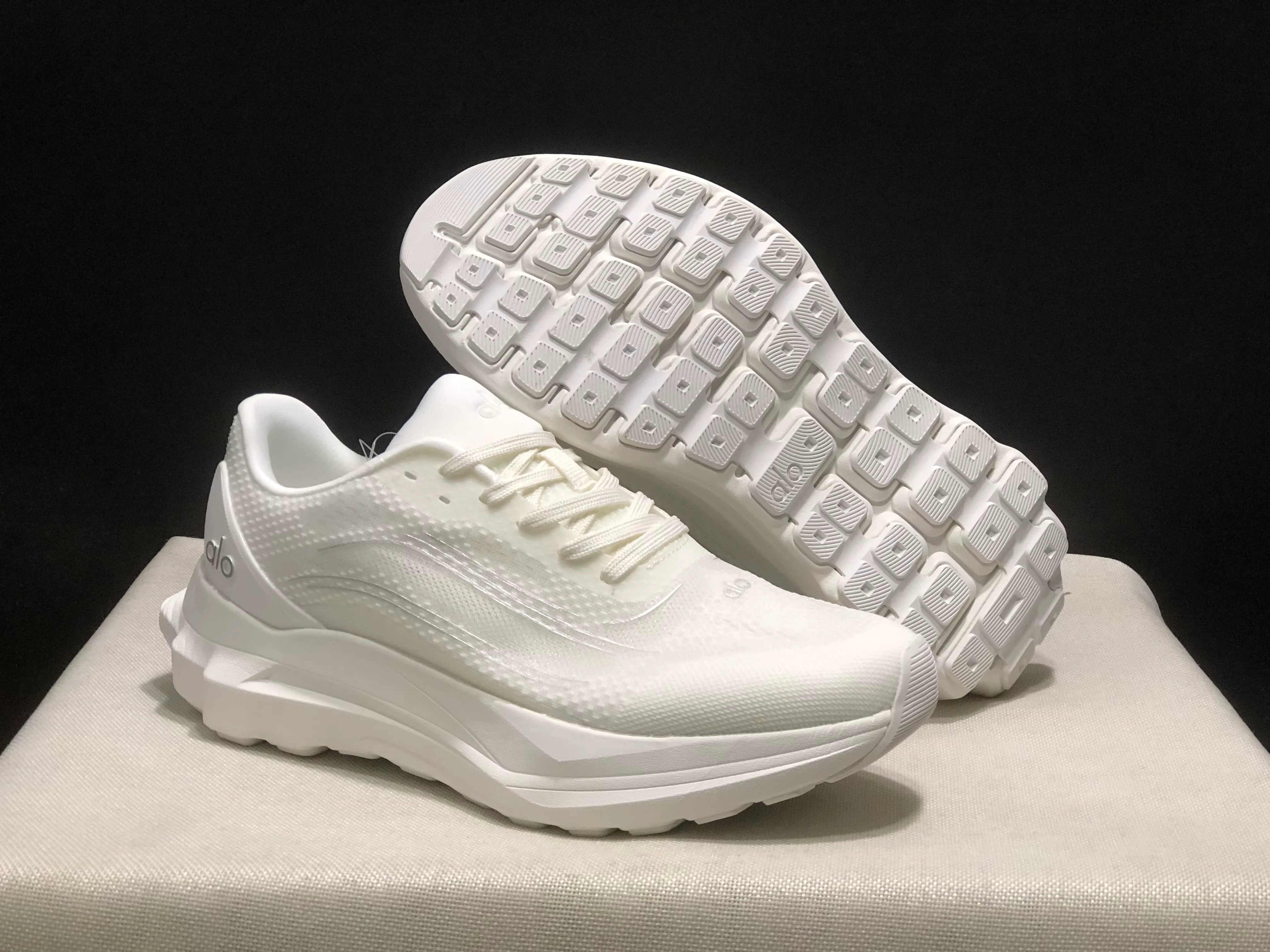 2025 chaud ALO GODDESS femmes hommes chaussures de course respirant anti-dérapant amorti route Sport style de vie baskets en plein air