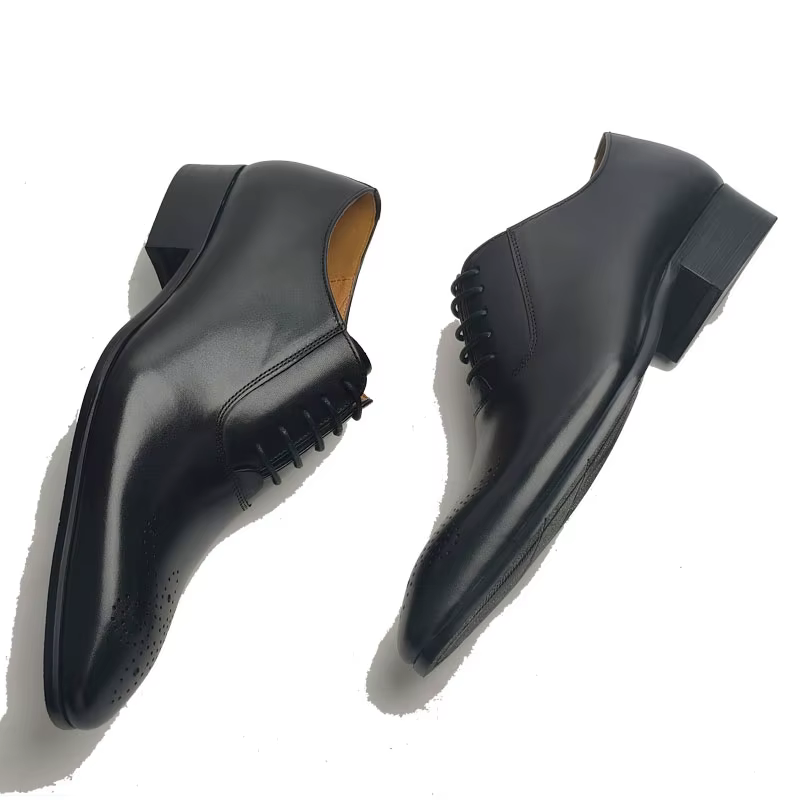 Chaussures en cuir pour hommes de mariage faites à la main de haute qualité