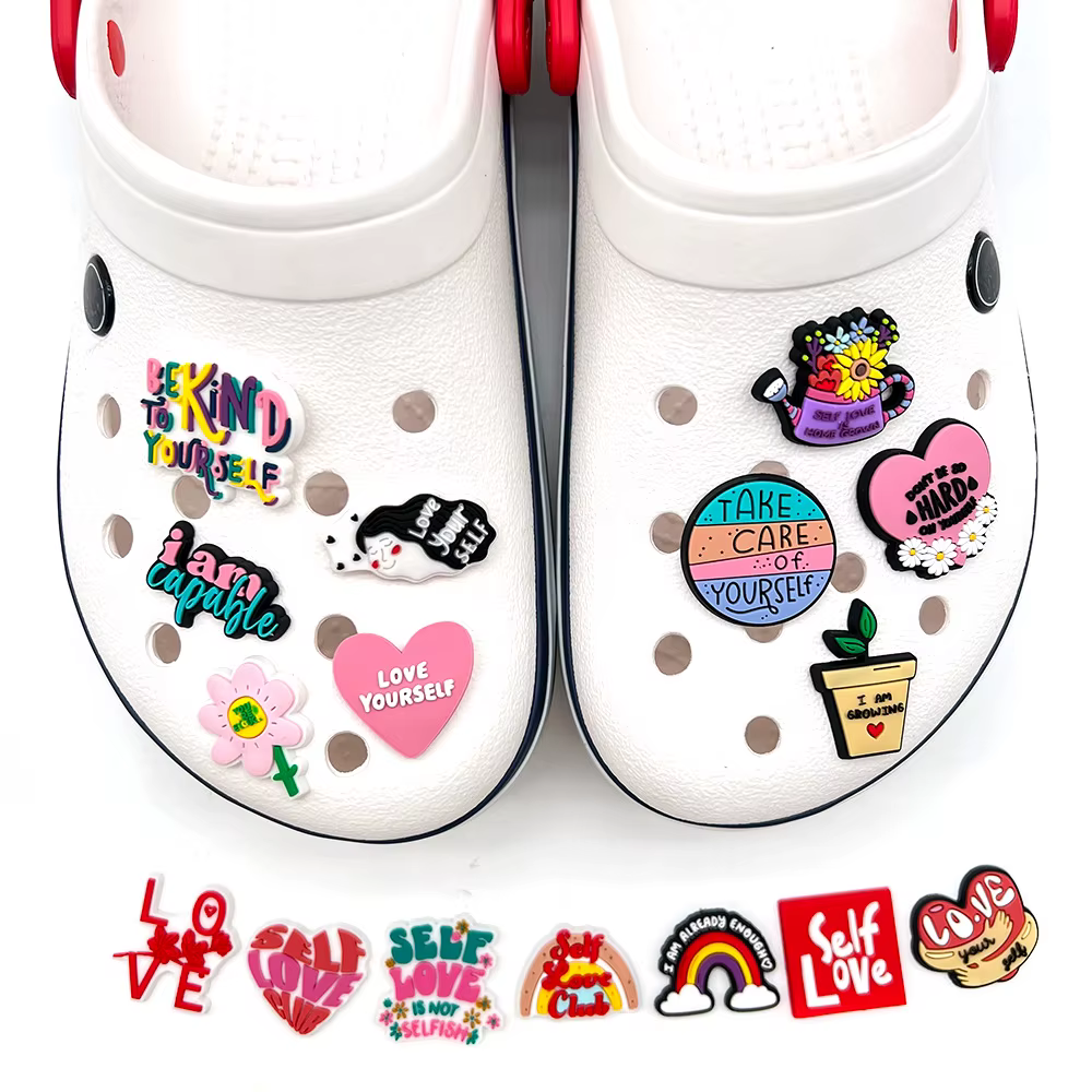Breloques de chaussures Love Yourself