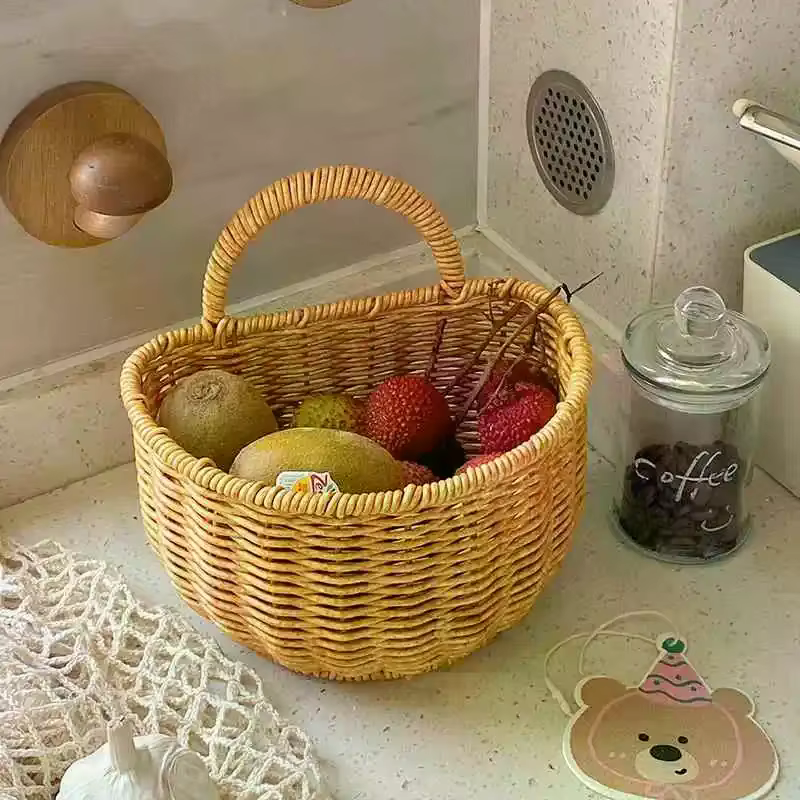Panier de rangement de cuisine avec poignée, joli panier tissé mural suspendu Kawaii, panier de rangement suspendu, organisateur d'articles divers de cuisine