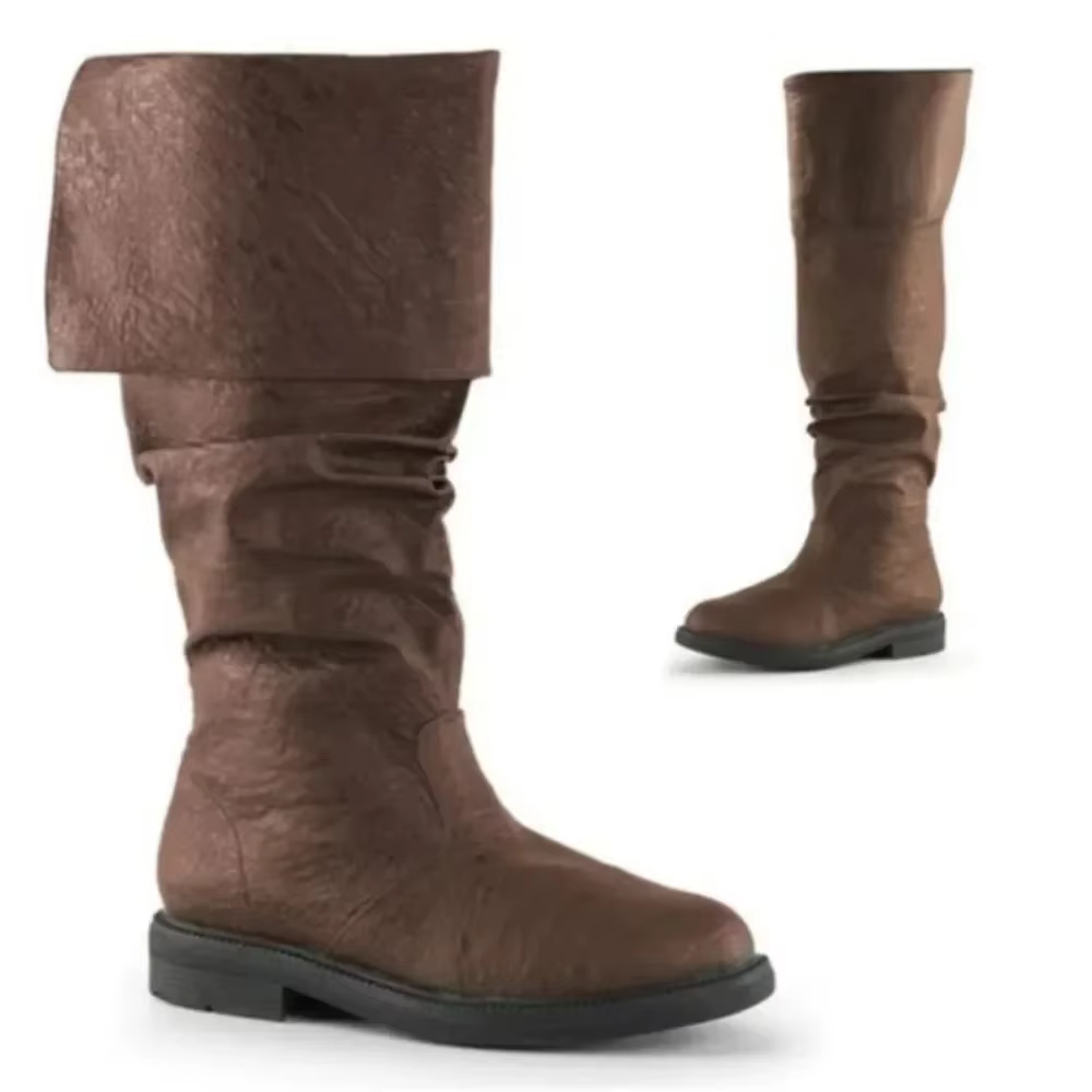 Chaussures médiévales pour hommes et femmes