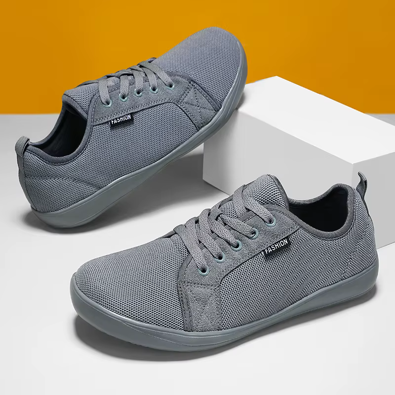 Chaussures pieds nus pour hommes avec boîte à bout large