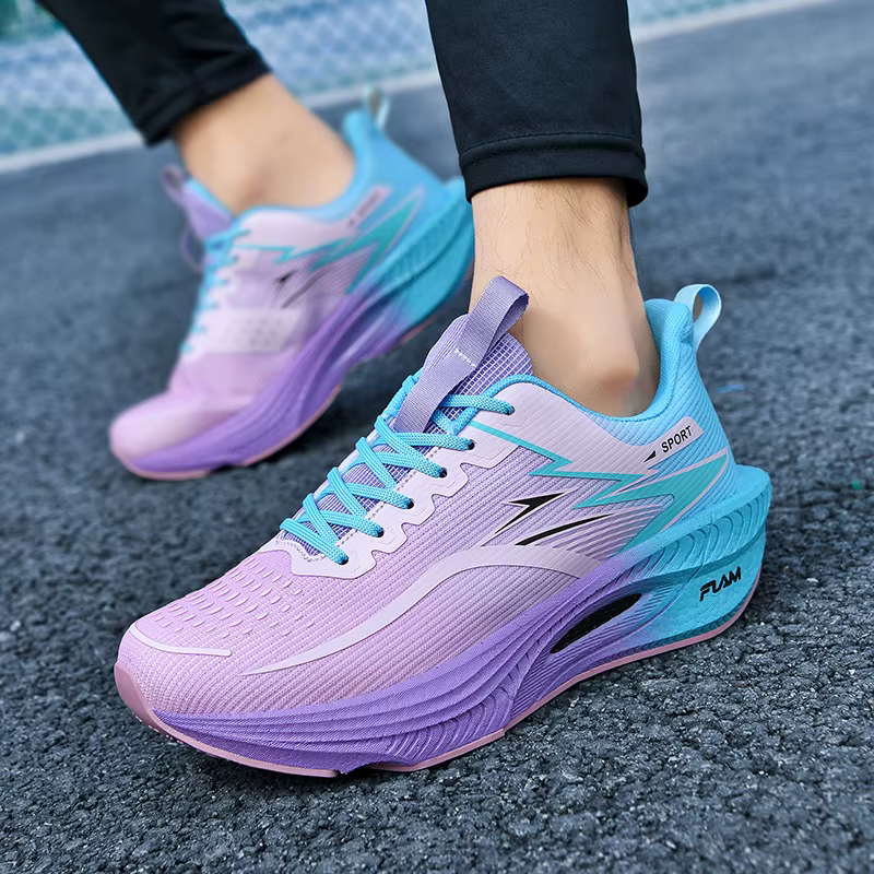 Chaussures de course pour femmes grandes tailles avec technologie de plaque en carbone
