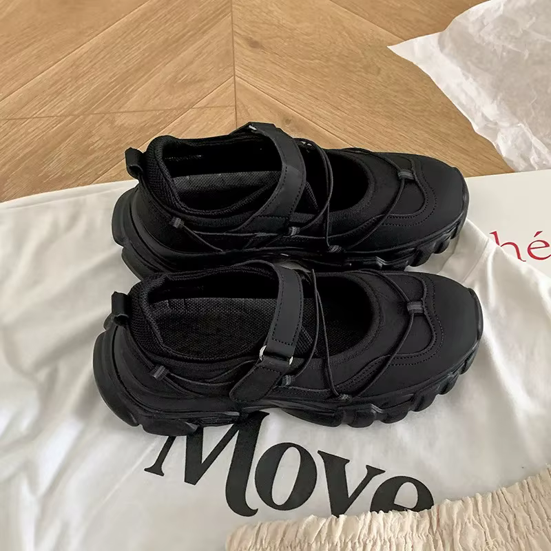 Chaussures pour femmes plate-forme