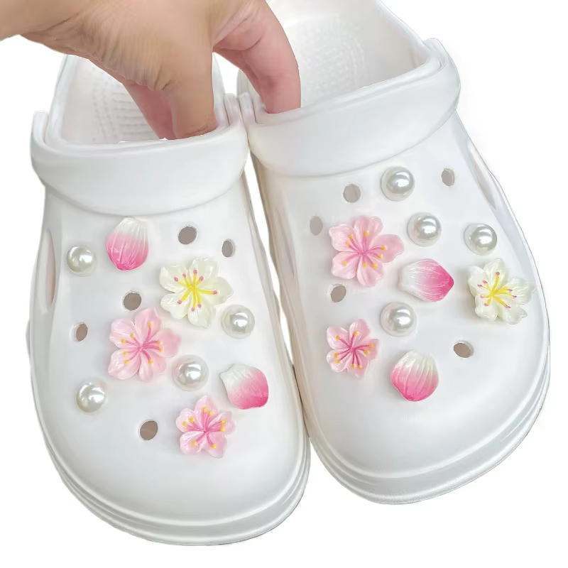 Breloques de chaussures tendance pour sabots à motifs créatifs (branches et fleurs)