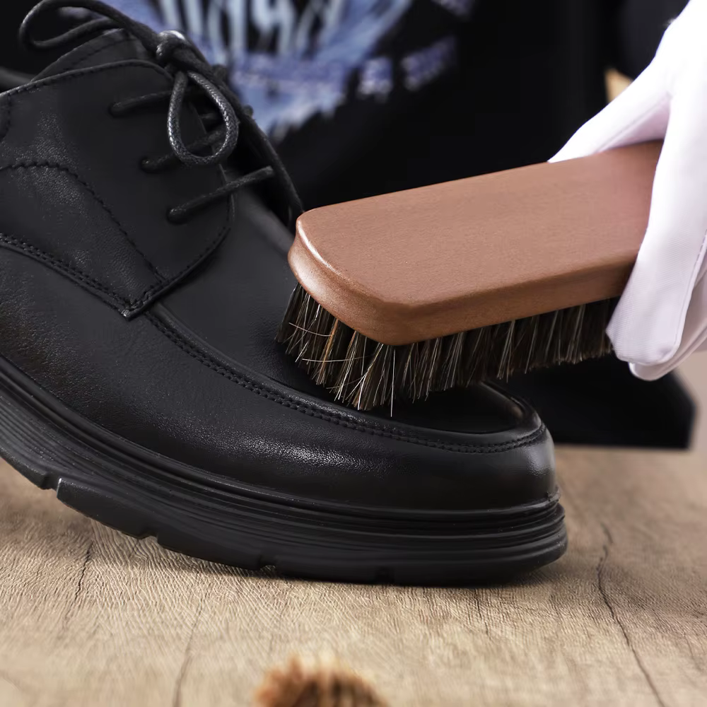 Kit de brillance de chaussures en crin de cheval 5 pièces-ensemble de soins de chaussures en cuir Portable avec brosse douce, tissu de polissage et corne à chaussures