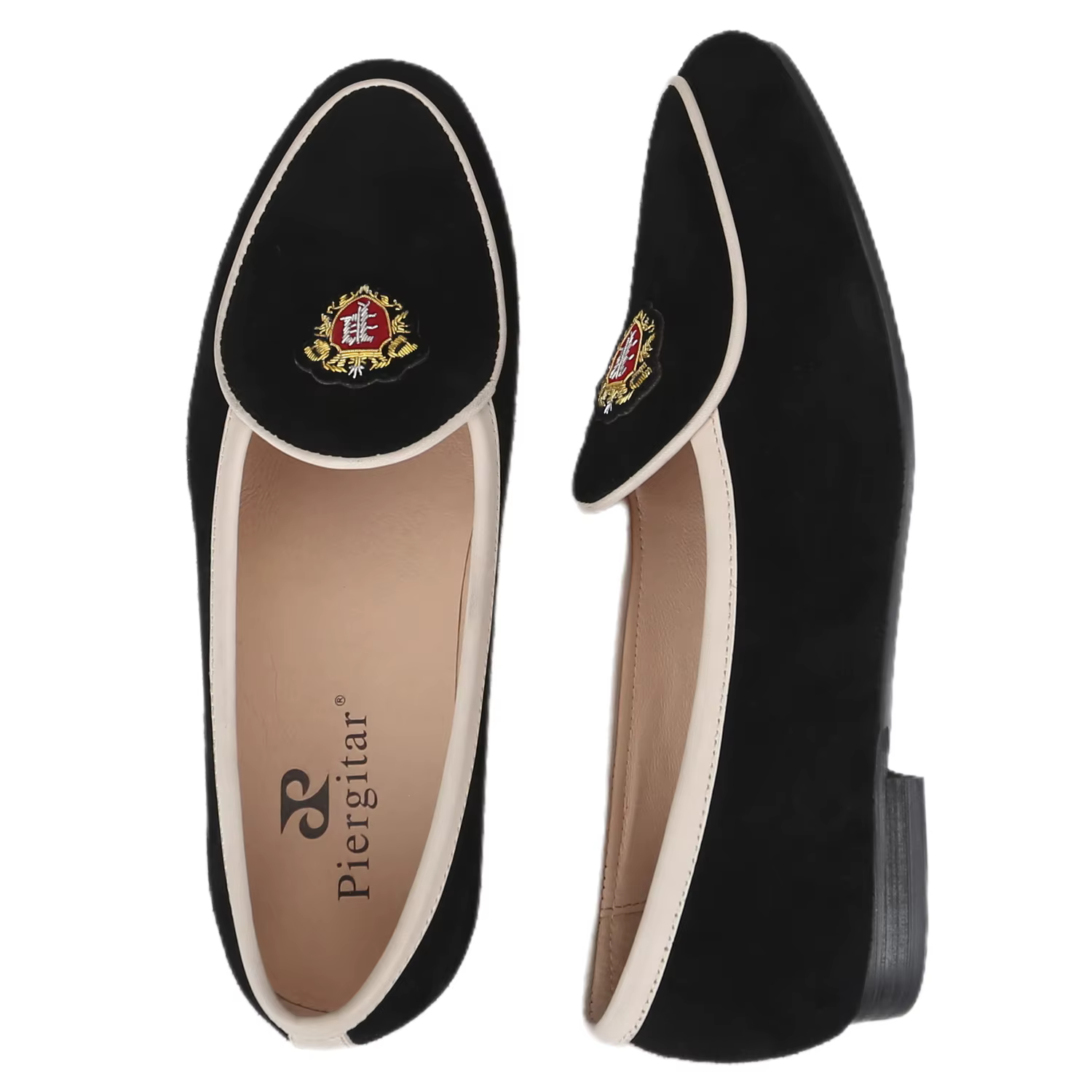 Chaussures de smoking Piergitar style classique en daim noir à enfiler avec badge en soie indienne fait main