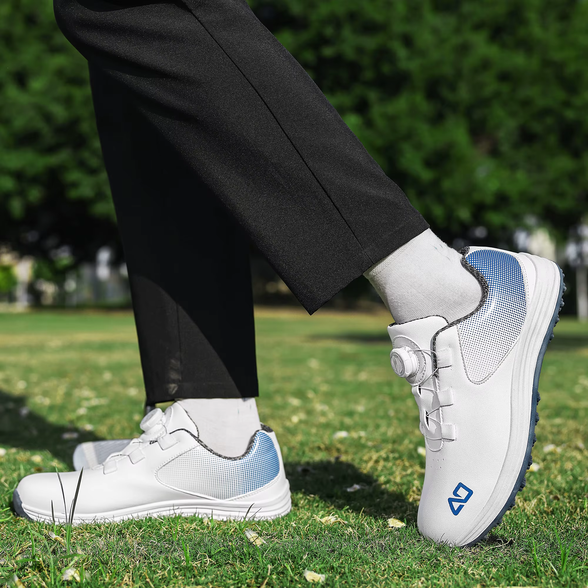 Chaussures de golf pour une utilisation en plein air élégante