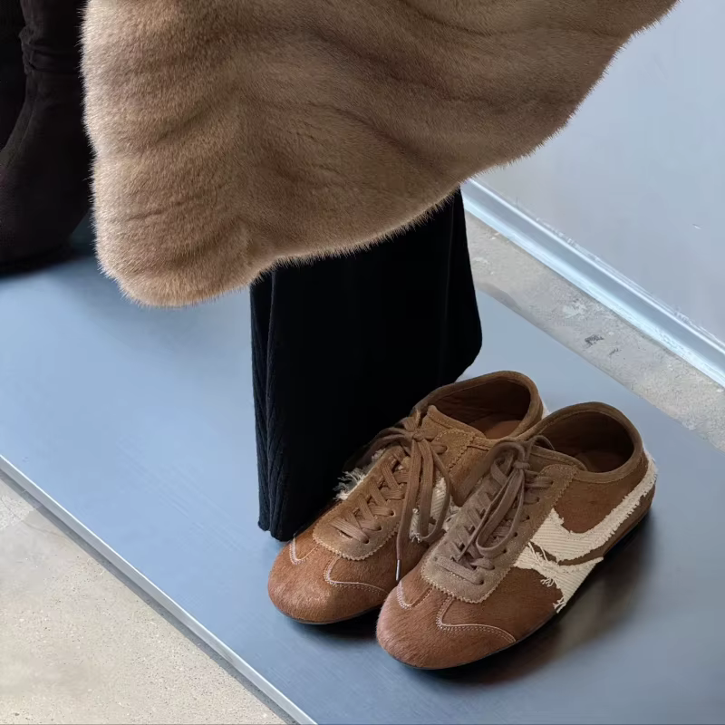 Chaussures de sport décontractées en cuir véritable pour femmes