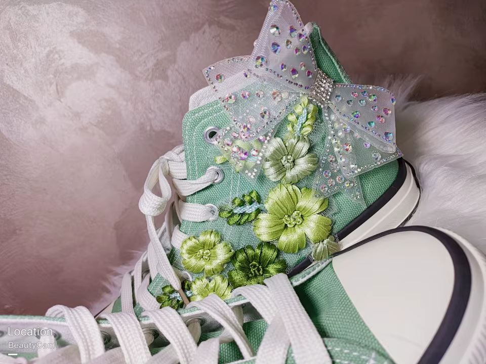 Chaussures montantes en toile pour femmes