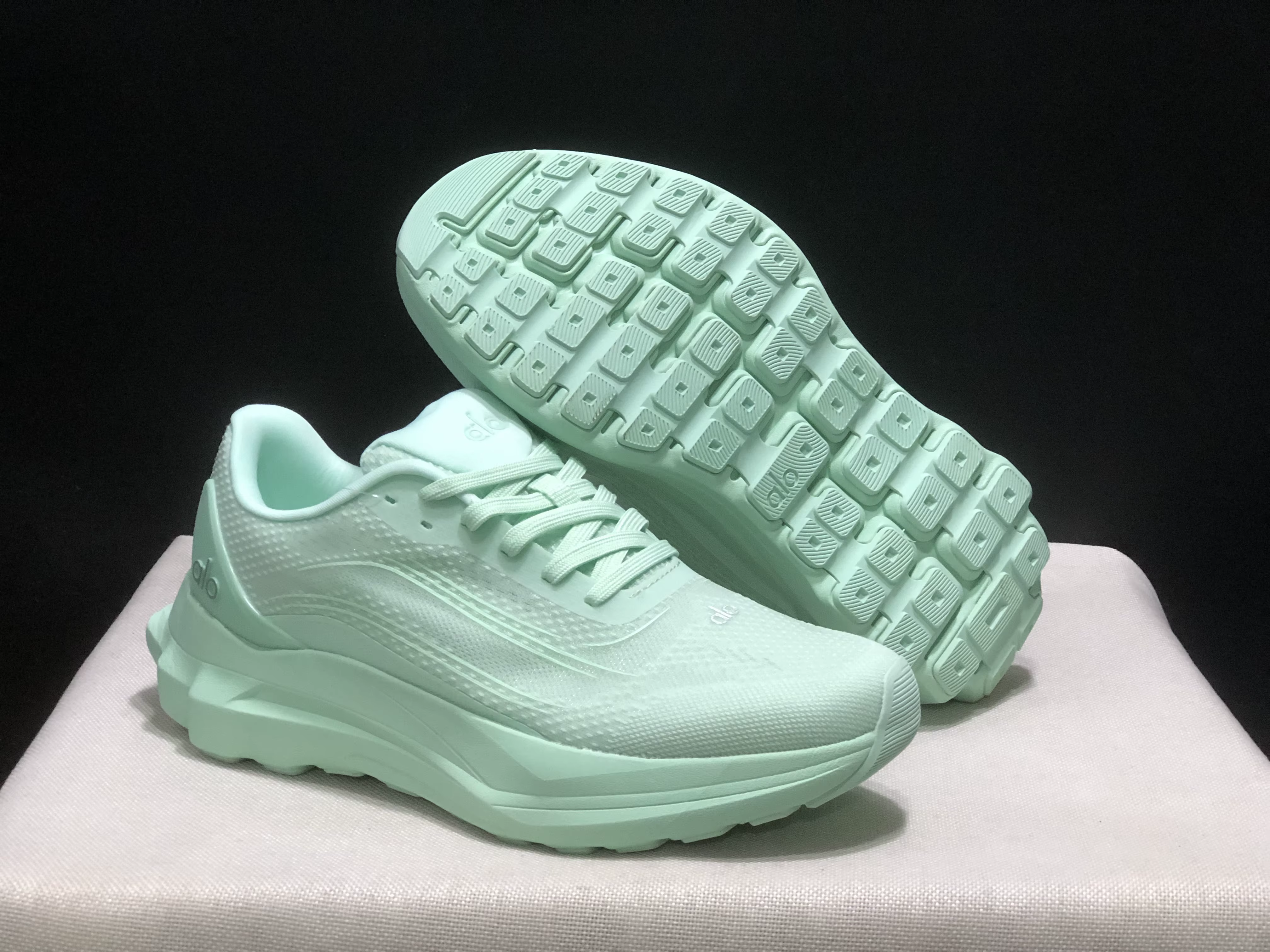 2025 chaud ALO GODDESS femmes hommes chaussures de course respirant anti-dérapant amorti route Sport style de vie baskets en plein air