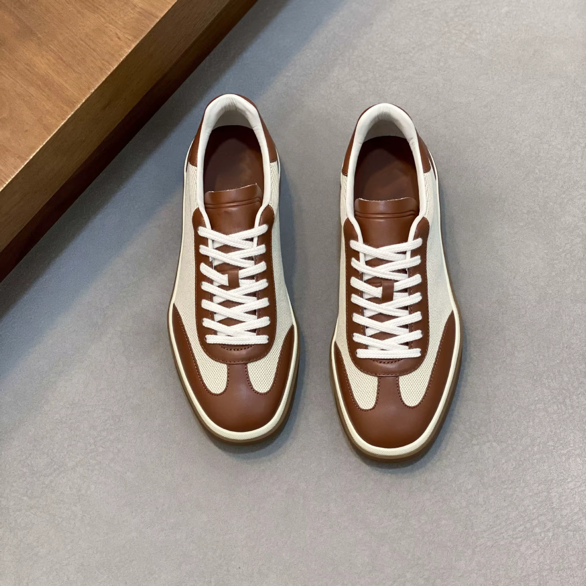 Baskets basses décontractées en cuir respirantes style rétro pour hommes – Chaussures confortables toutes saisons à