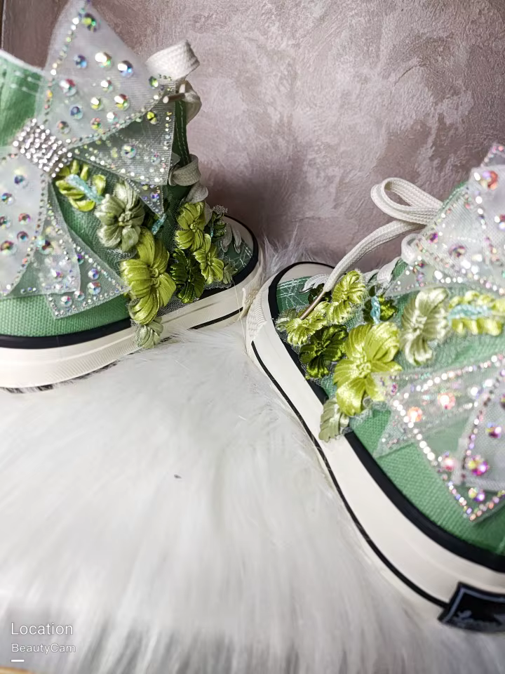 Chaussures montantes en toile pour femmes