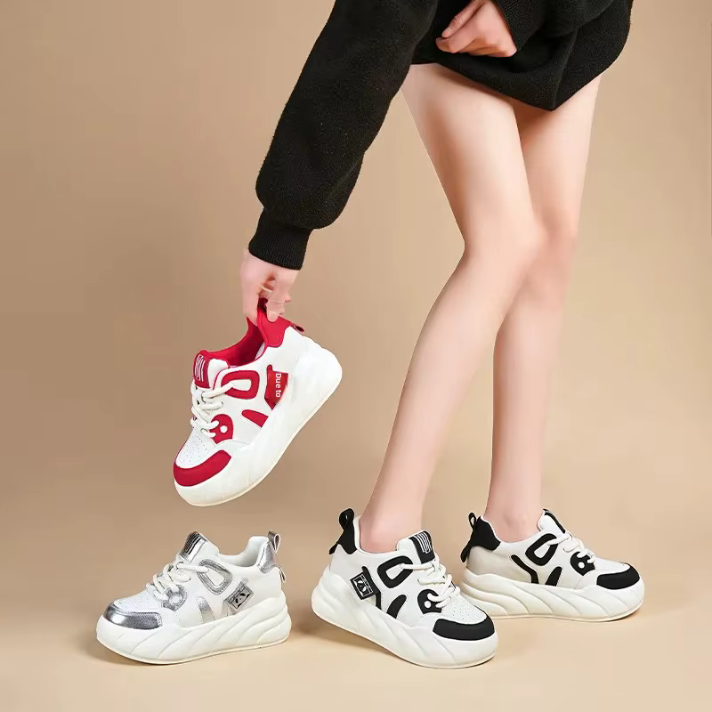 Chaussures Panda Noires et Blanches Polyvalentes Décontractées et Sportives pour Femme – Nouvelle Collection Printemps