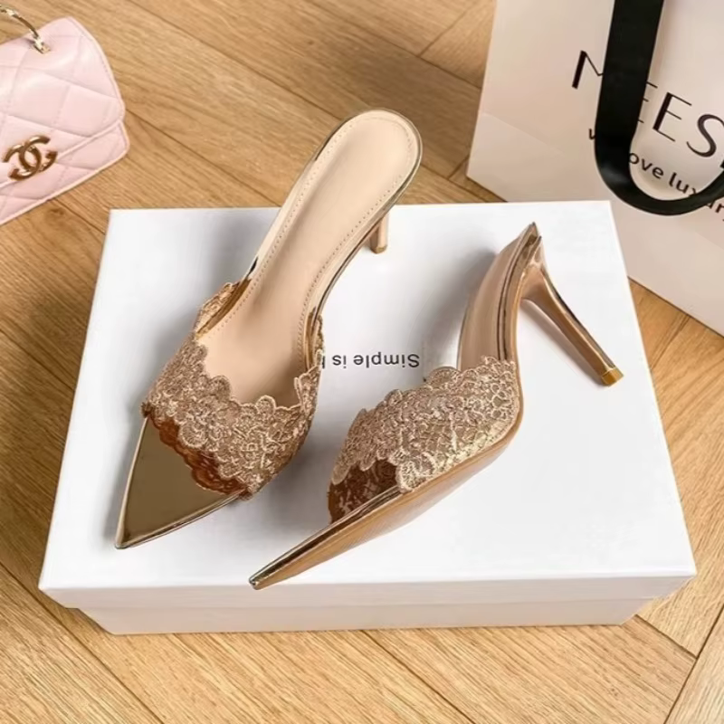 Pantoufles à talons hauts pour femmes