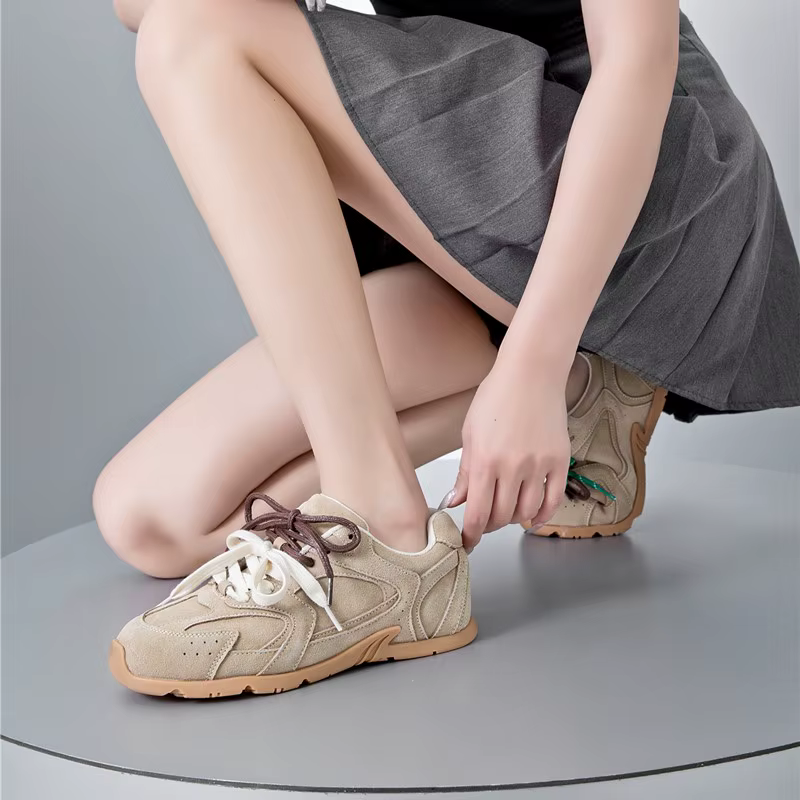 Baskets en cuir véritable pour femmes 2026 – Nouvelles chaussures d'entraînement allemandes antidérapantes