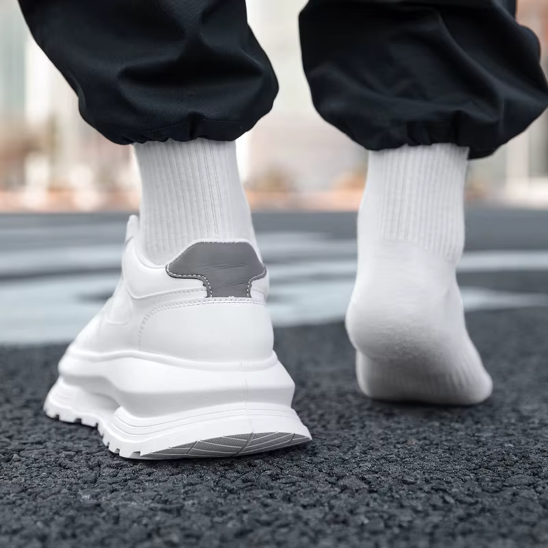 Chaussures rehaussantes en cuir véritable pour hommes