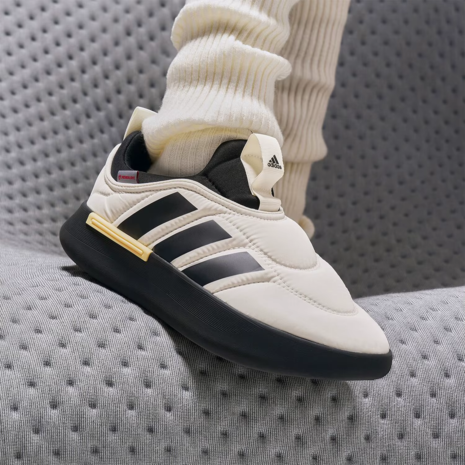 Adidas officiel véritable nouveau hommes et femmes confortable semelle épaisse chaussures décontractées chaudes et résistantes à l'usure JP7712